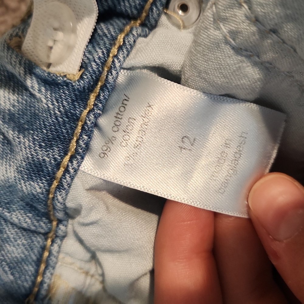 Elsie Distressed Mom Jeans - Picture 3 of 4